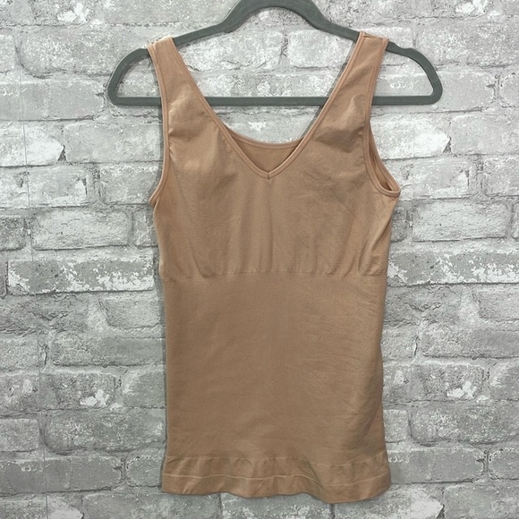 Skinny Girl Nude Shape-wear Tank top - Picture 1 of 3